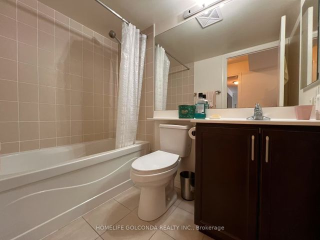 3002 - 70 Town Centre Cres