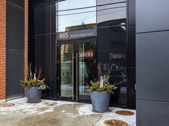 408 - 665 Queen St E