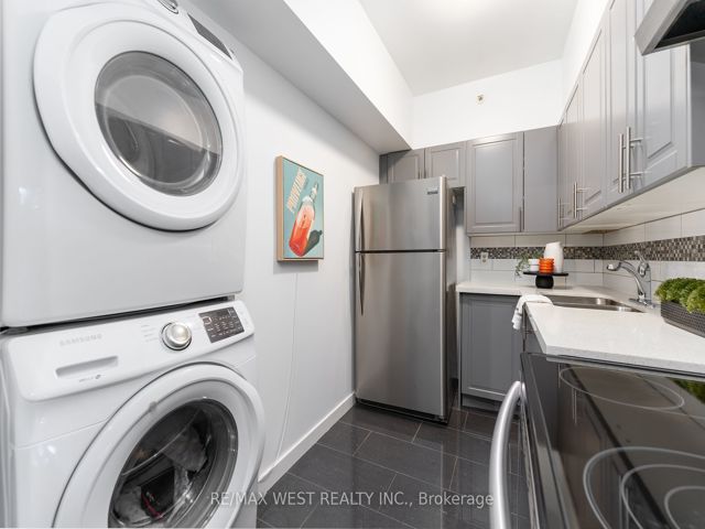 414 - 5800 Sheppard Ave E