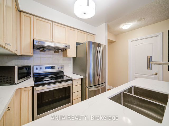 405 - 60 Brian Harrison Way