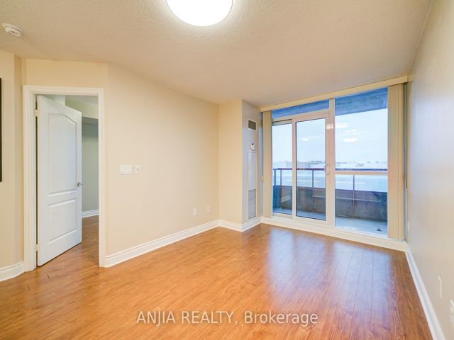 405 - 60 Brian Harrison Way