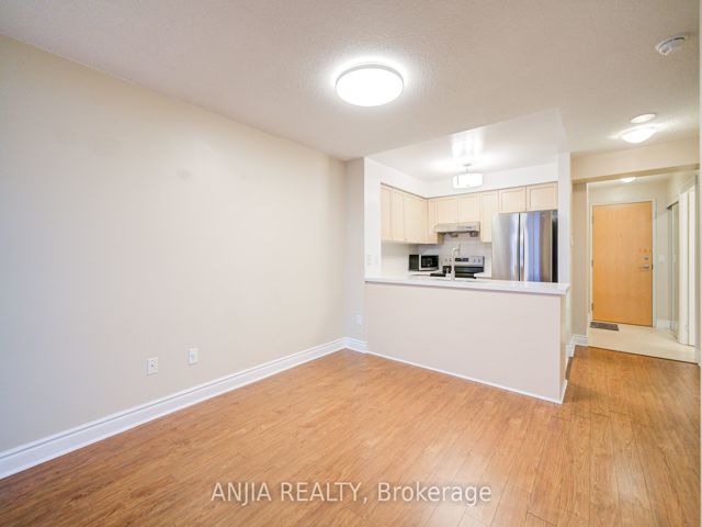 405 - 60 Brian Harrison Way