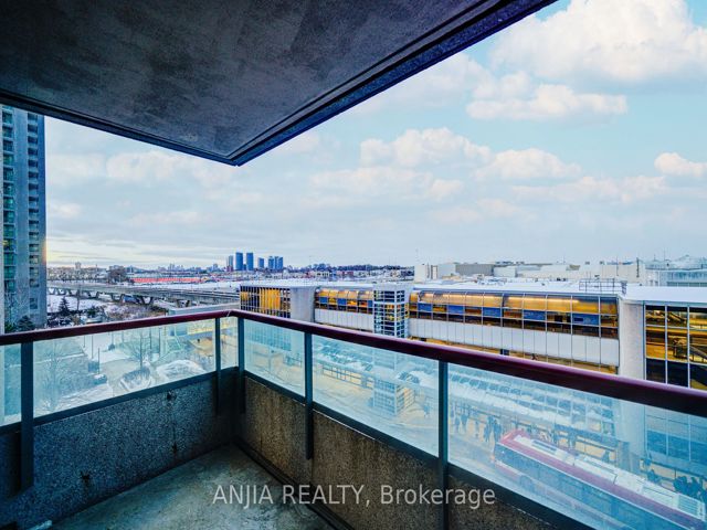 405 - 60 Brian Harrison Way