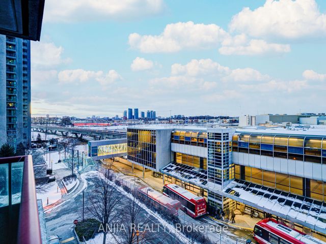 405 - 60 Brian Harrison Way