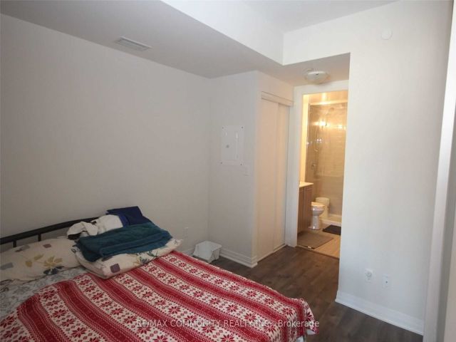 303 - 1630 Queen St E