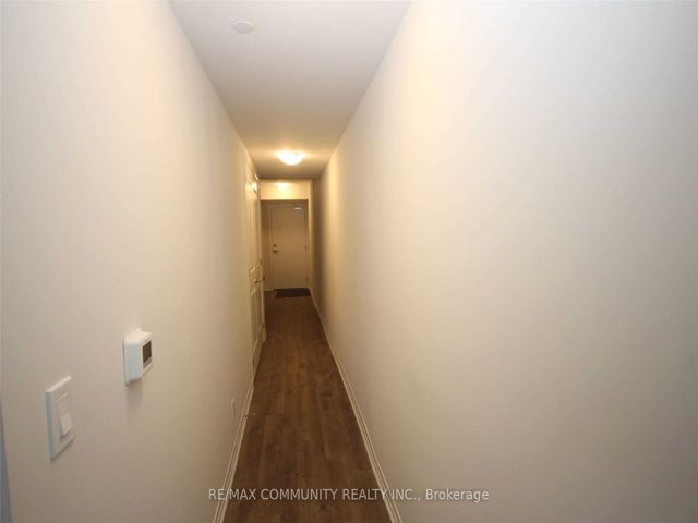 303 - 1630 Queen St E