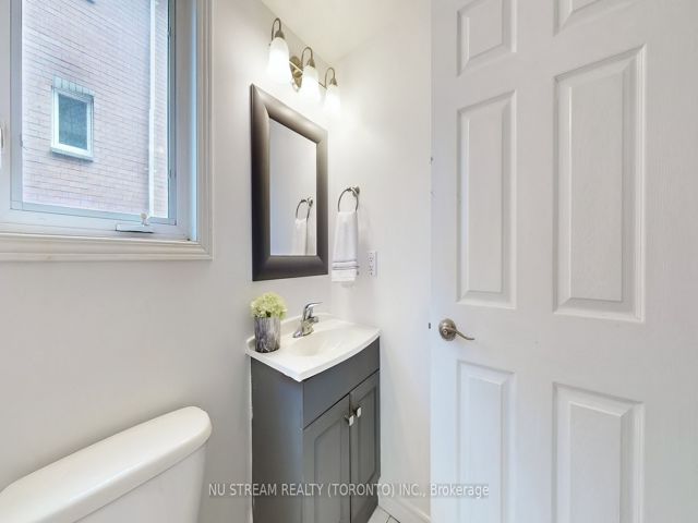 1108 - 29 Rosebank Dr