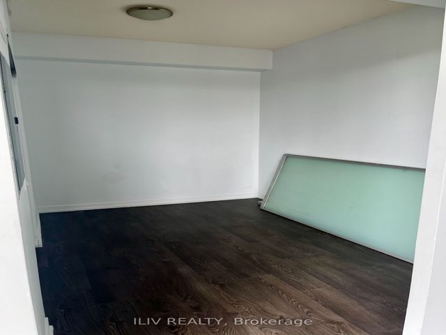 508 - 2055 Danforth Ave
