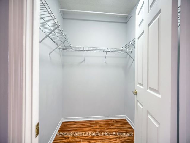 217 - 2351 Kennedy Rd