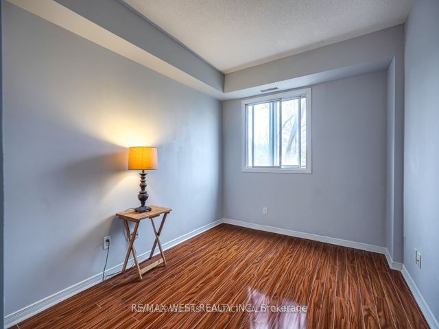 217 - 2351 Kennedy Rd