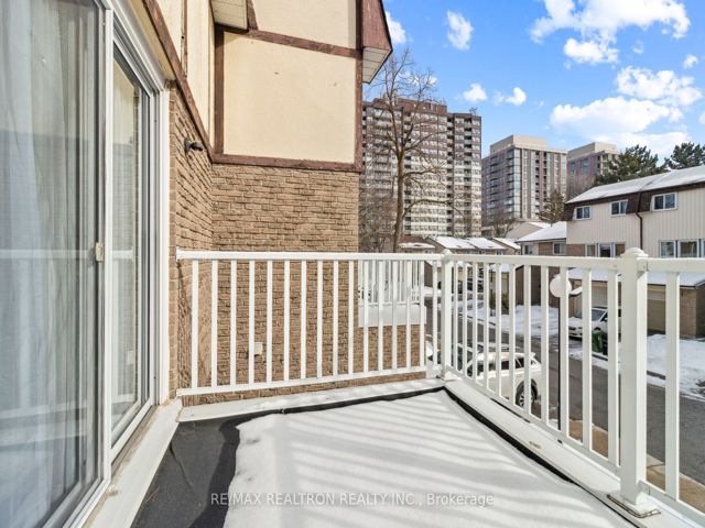 6 - 44 Chester Le Blvd
