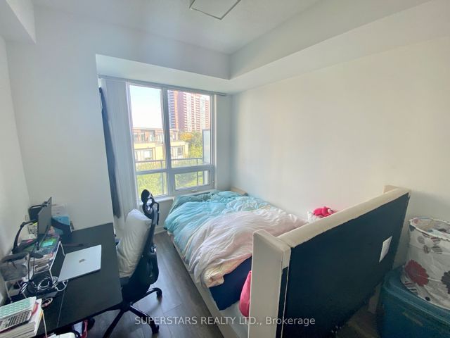 308 - 195 Bonis Ave