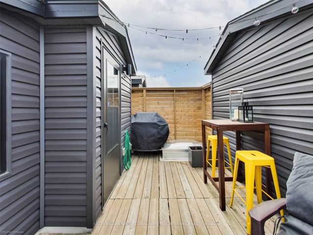 3 - 1331 Gerrard Ave E
