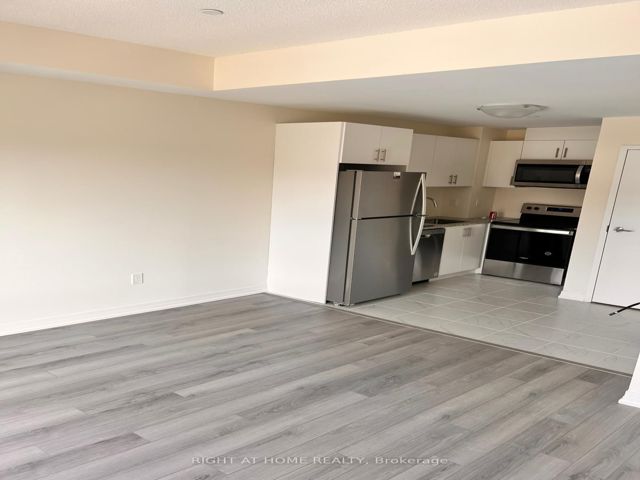 19 - 245 McLevin Ave