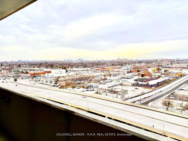 1711 - 301 Prudential Dr
