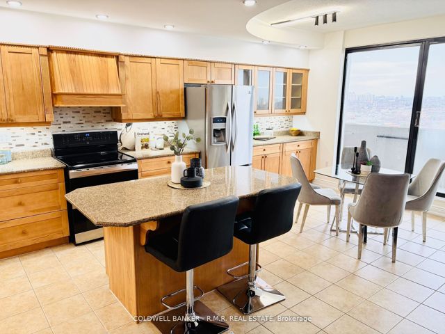1711 - 301 Prudential Dr