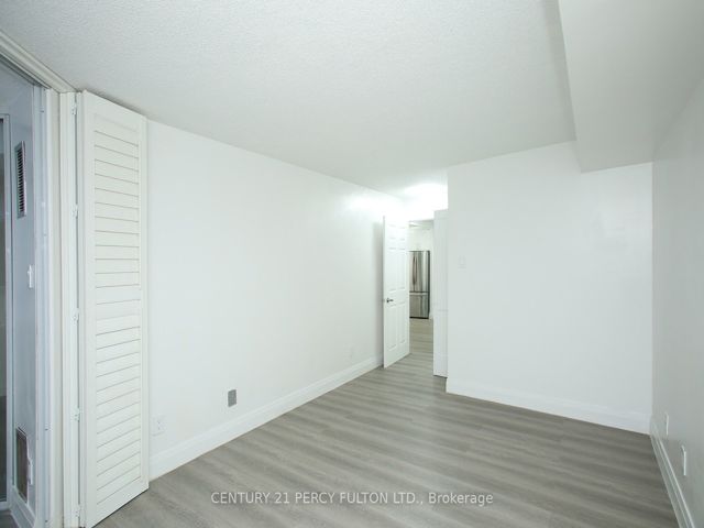 1206 - 4 Park Vista  S