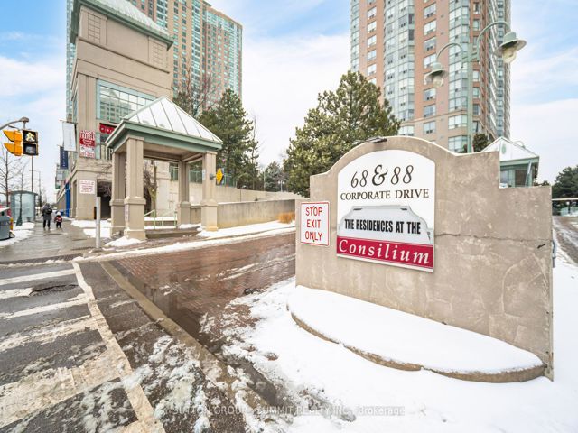 2923 - 68 Corporate Dr