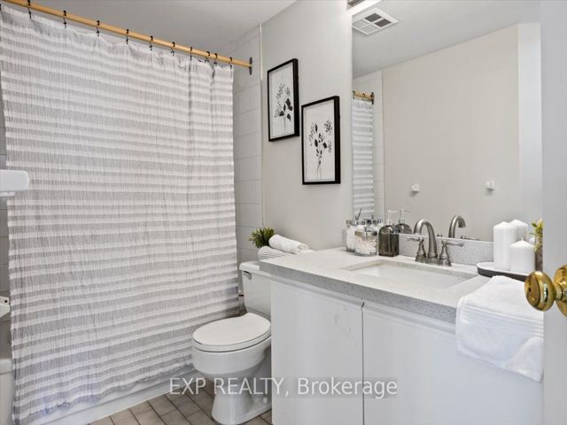 1204 - 5 Greystone Walk Dr