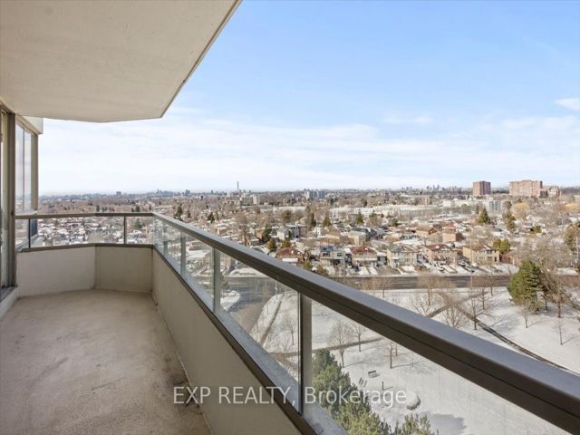 1204 - 5 Greystone Walk Dr