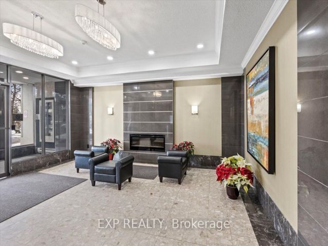 1204 - 5 Greystone Walk Dr