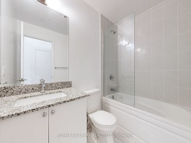 421 - 3220 Sheppard Ave E