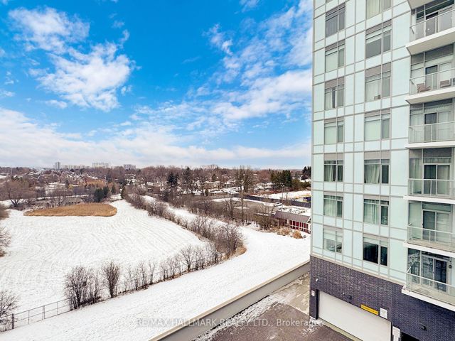 421 - 3220 Sheppard Ave E