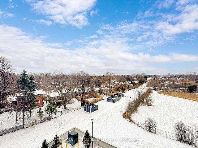 421 - 3220 Sheppard Ave E