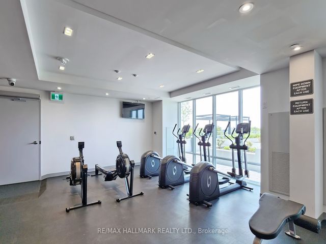 421 - 3220 Sheppard Ave E