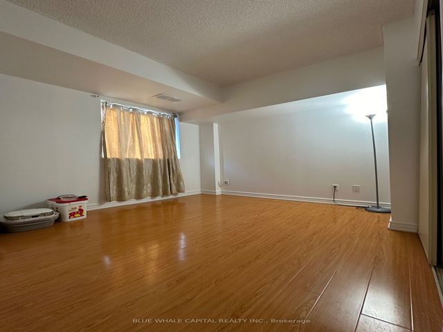 221 - 2351 Kennedy Rd