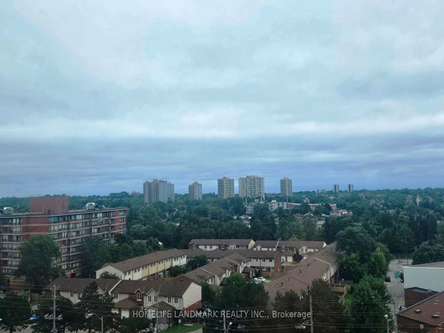 1005 - 2466 Eglinton Ave E