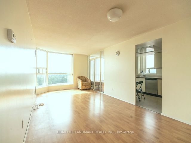 1005 - 2466 Eglinton Ave E
