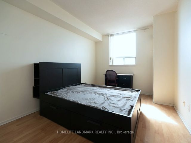 1005 - 2466 Eglinton Ave E