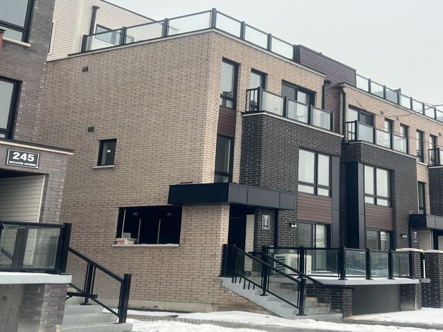 21 - 235 Mclevin Ave