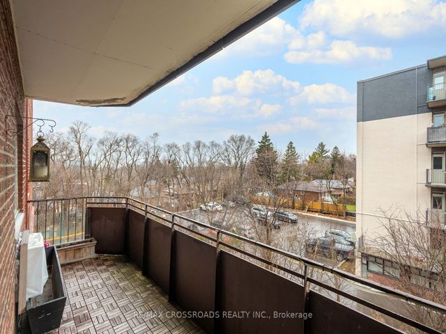 306 - 800 Kennedy Rd