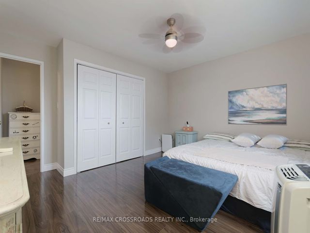 306 - 800 Kennedy Rd