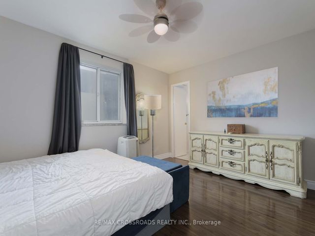 306 - 800 Kennedy Rd