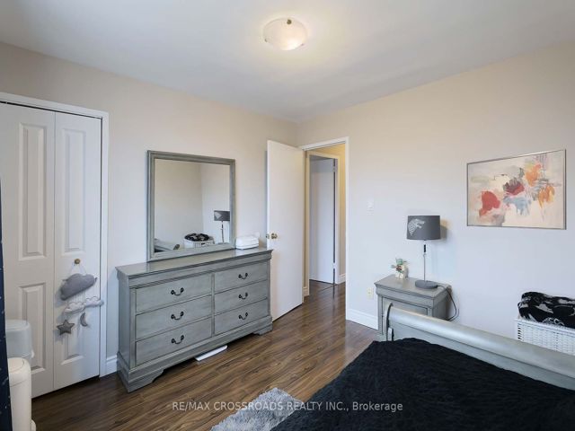 306 - 800 Kennedy Rd