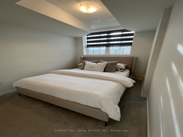 3 - 35 Island Rd