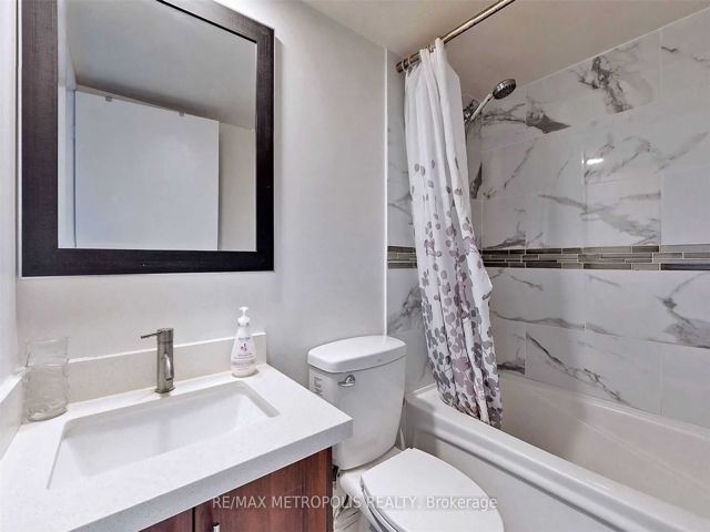 2602 - 36 Lee Centre Dr