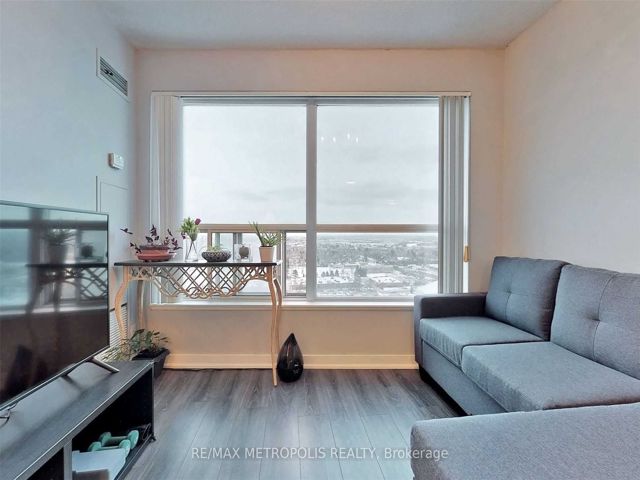 2602 - 36 Lee Centre Dr