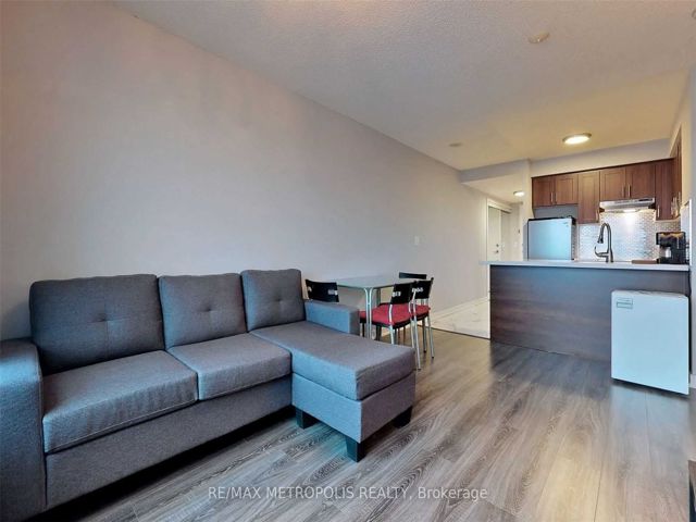 2602 - 36 Lee Centre Dr