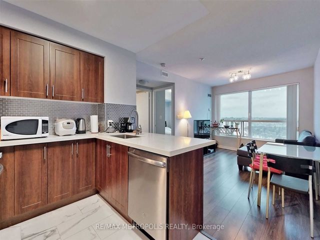2602 - 36 Lee Centre Dr