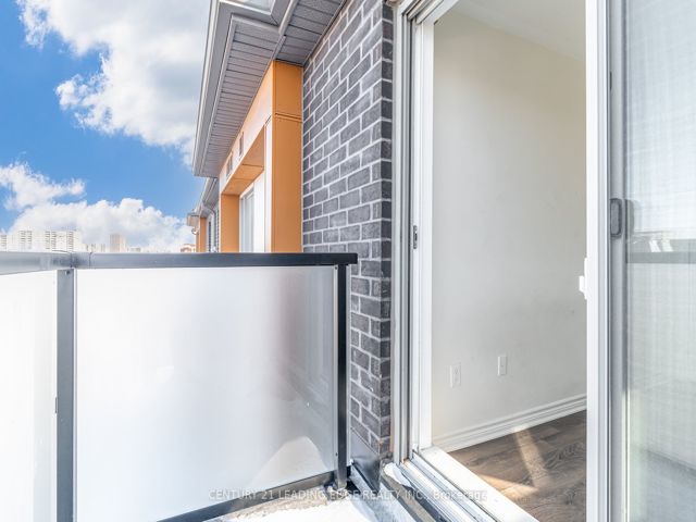 529 - 2791 Eglinton Ave E