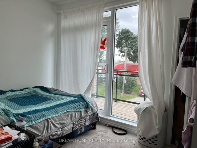 B3 - 3 Falaise Rd