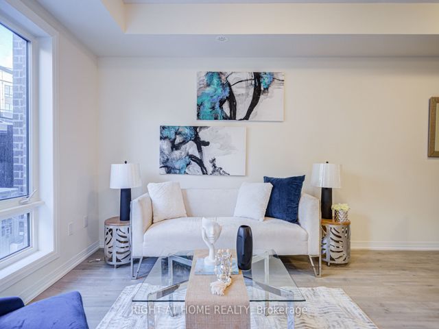 21 - 155 Tapscott Rd
