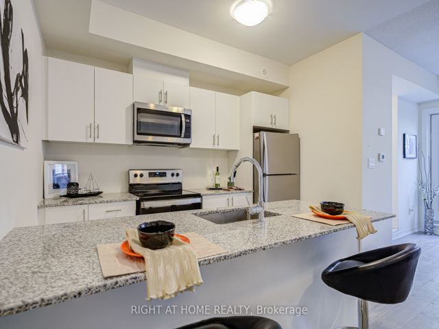 21 - 155 Tapscott Rd