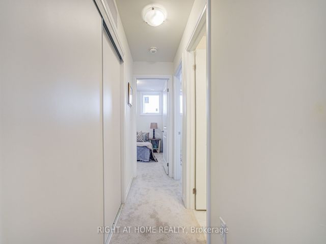 21 - 155 Tapscott Rd
