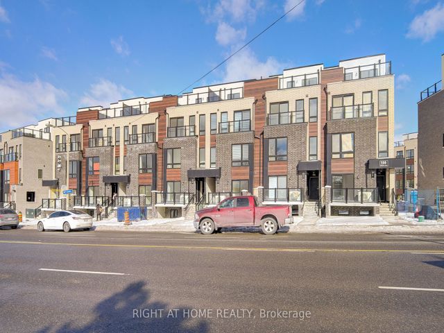 21 - 155 Tapscott Rd