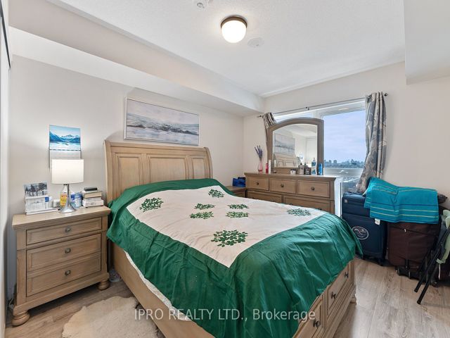 1609 - 2150 Lawrence Ave E